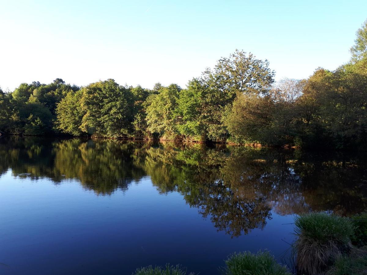Gite De Lac Tranquille Plaud 외부 사진
